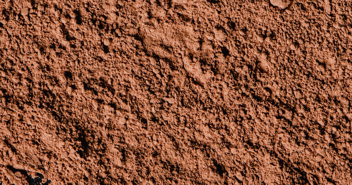Clay desiccant cho container shipping đường dài — Bột bentonite tự nhiên, giá tối ưu