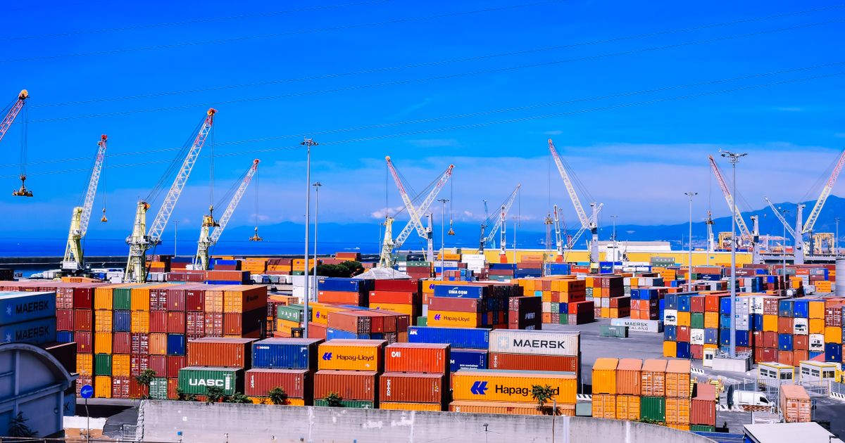 MOQ, Incoterm và Lead time mua gói hút ẩm B2B — Cẩm nang cho purchaser xuất khẩu